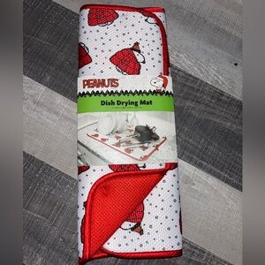 ❄️NEW Peanuts Snoopy Red White Dish Mat